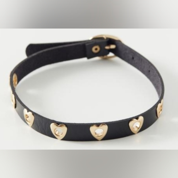 Nwt Urban Outfitters Faux Leather Choker w/ Gold Tone Heart Grommets Buckle Belt - Picture 2 of 5